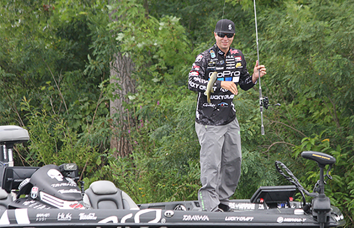 Brent Ehrler's Go-To Hook For Wacky Rigs - This Is Fishing